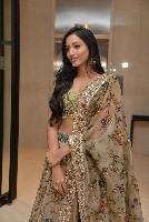 Srinidhi Shetty Gallery